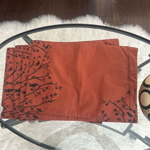 Pier 1 Rust & Black Rectangular Place Mats 4 - Picture 1 of 4